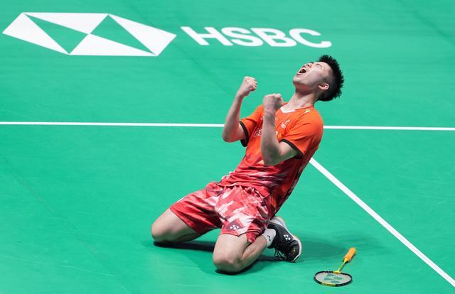 稍微占据优 稍微占据优