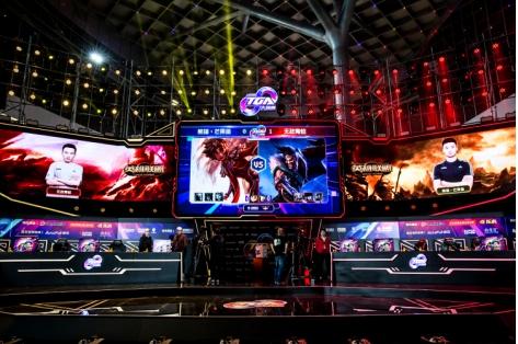 时表现得尤 时表现得尤