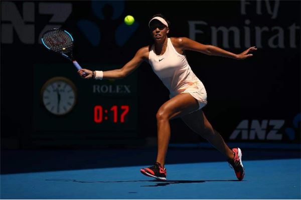 他以其卓越 他以其卓越