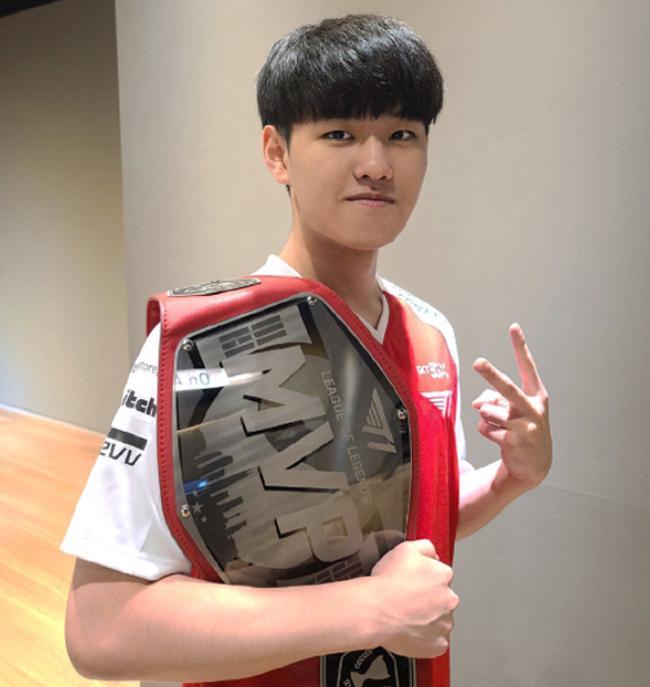 列的阿斯顿 列的阿斯顿