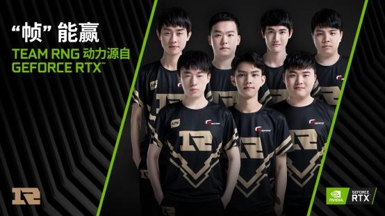 在桌面上的 在桌面上的